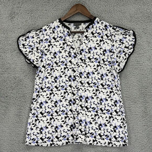 The Limited Blouse Top Women M White Blue Printed Fluttered Short Sleeves J26 - Picture 1 of 12
